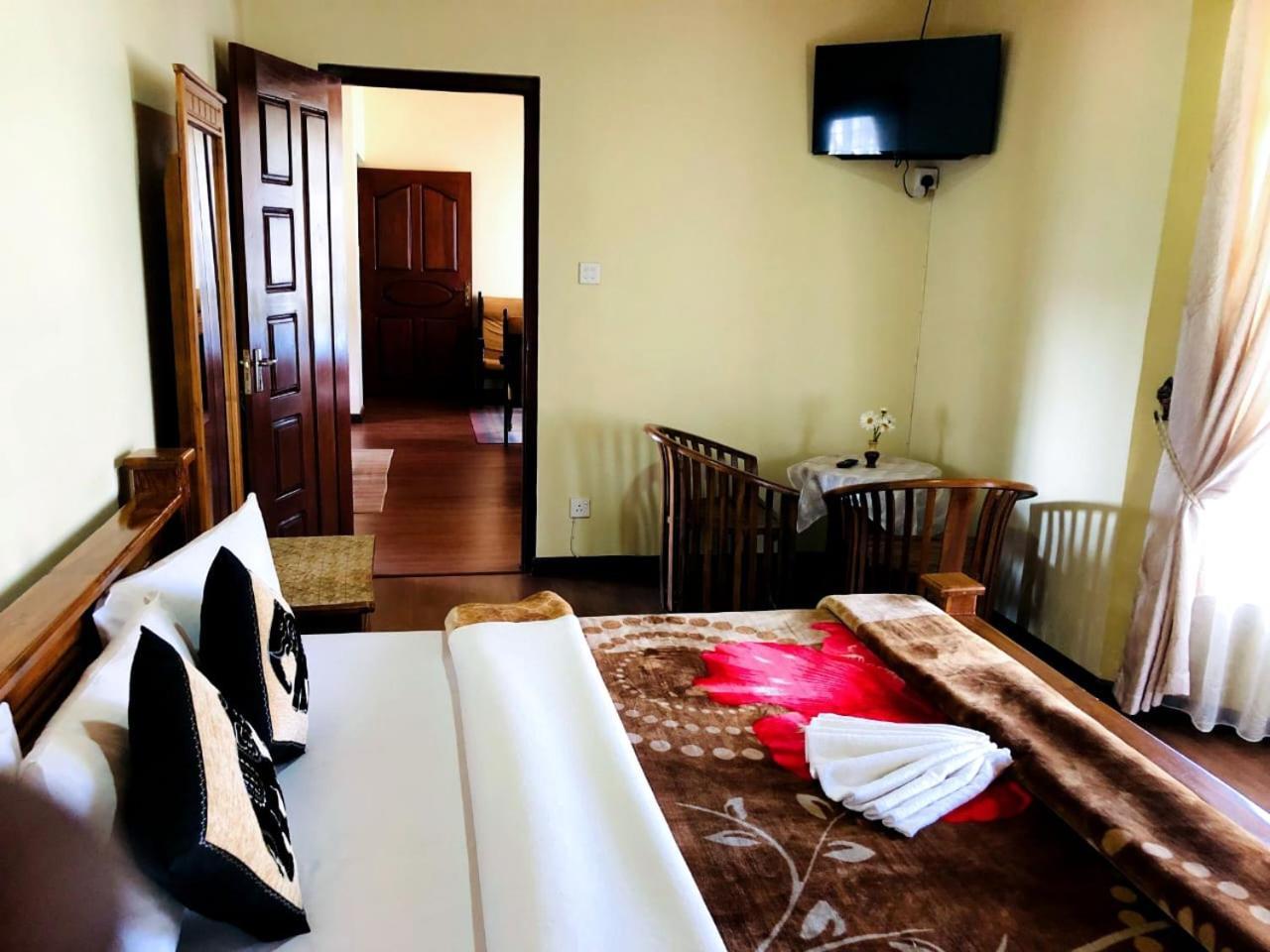Hotel Shevyhaws Nuwara Eliya Exterior foto